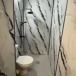 R34 Boutique 招待所 4*